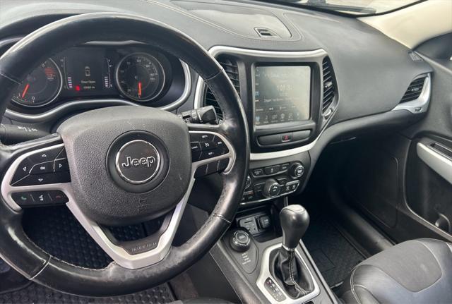 2018 jeep cherokee latitude plus