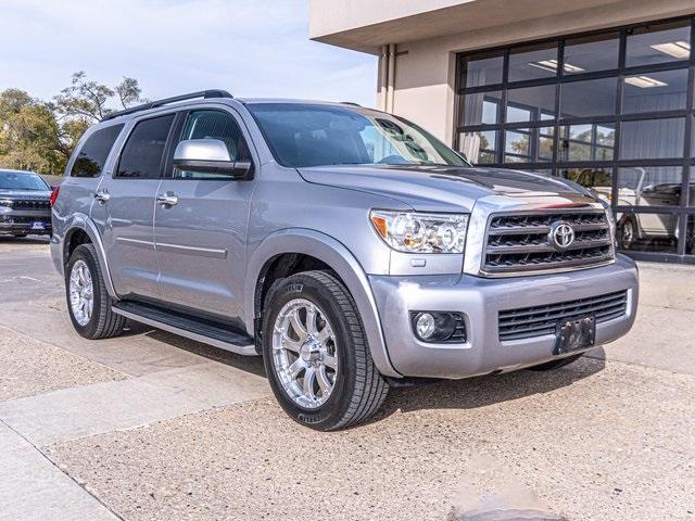 2008 toyota sequoia sr5