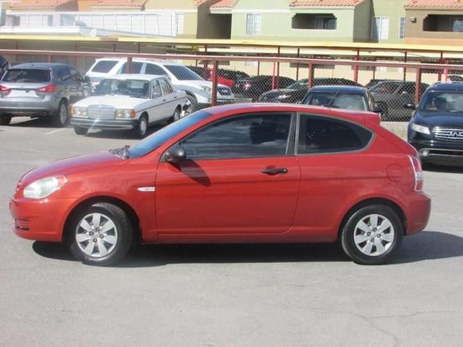 2009 hyundai accent gs hatchback 2d in las vegas, nevada