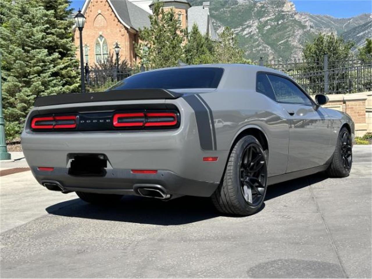2017 dodge challenger