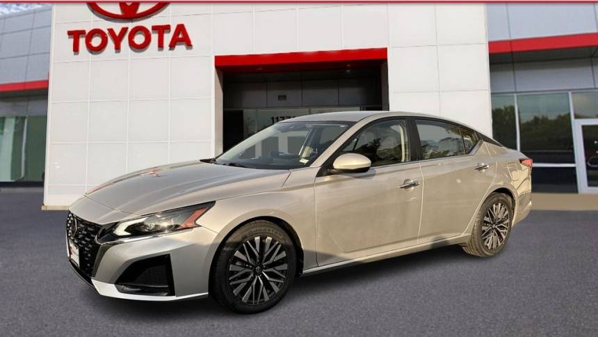 2023 nissan altima 2.5 sv