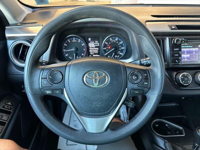 2018 toyota rav4 le