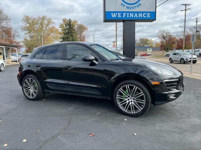2017 porsche macan base