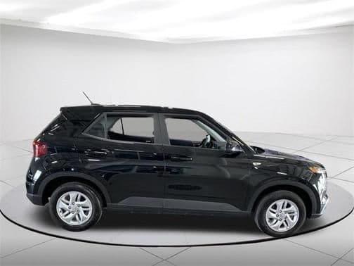 2024 hyundai venue se in sheboygan, wisconsin