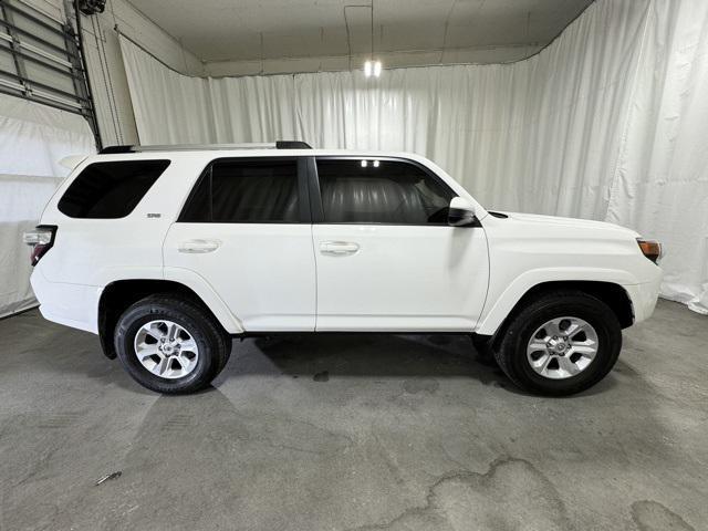 2022 toyota 4runner sr5