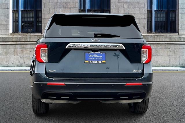2022 ford explorer xlt