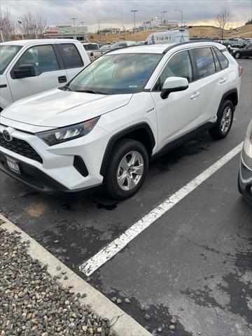 2021 toyota rav4 hybrid le