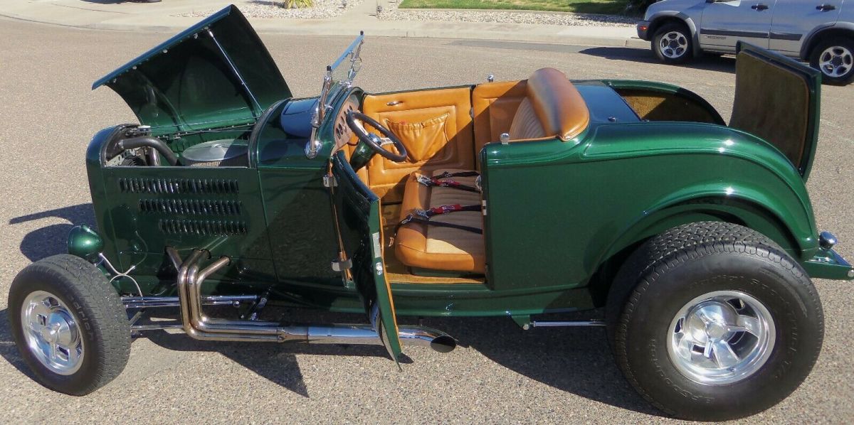 1932 ford hiboy roadster cover feature rod action magazine car. great driver
