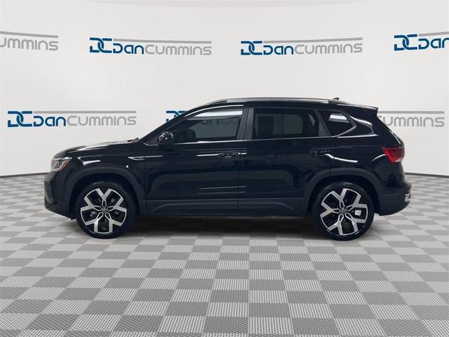2023 volkswagen taos 1.5t sel