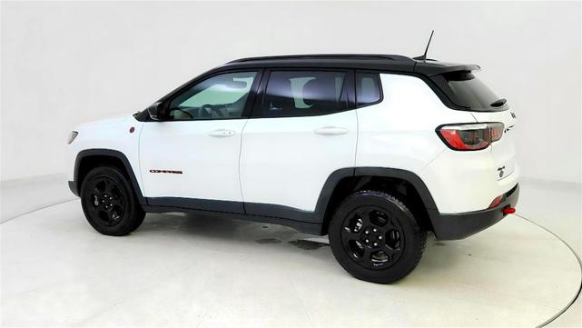 2023 jeep compass trailhawk
