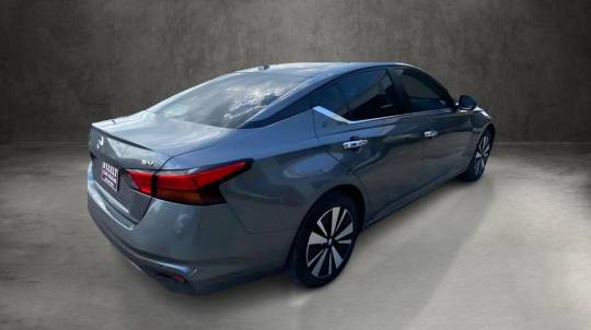 2022 Nissan Altima