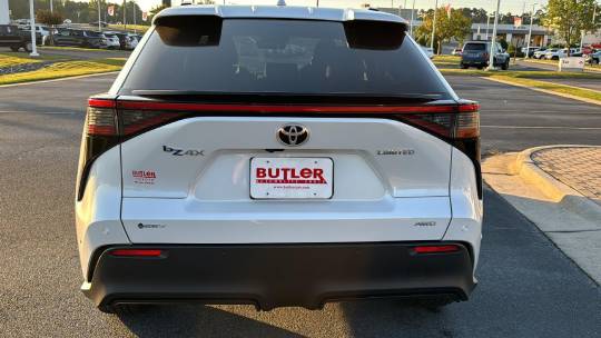 2024 Toyota bZ4X limited