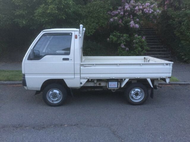 mitsubishi mini cab