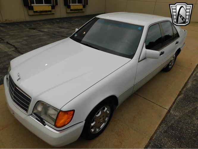 1992 mercedes-benz 300sd in o'fallon, illinois