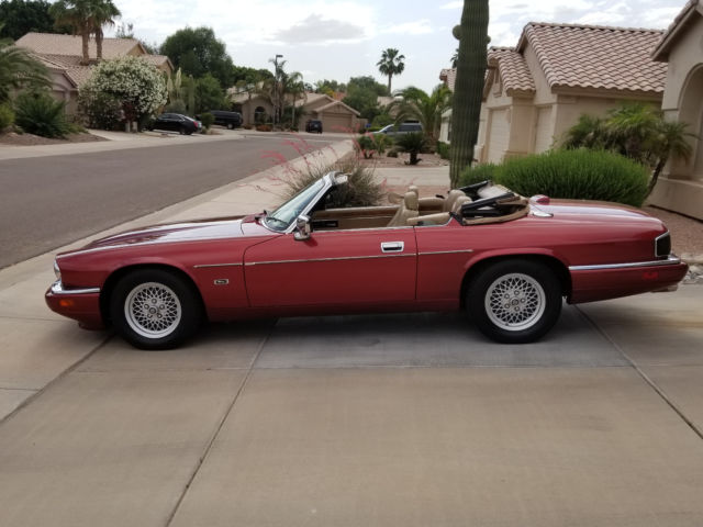 1994 jaguar xjs convertible - low low miles / clean