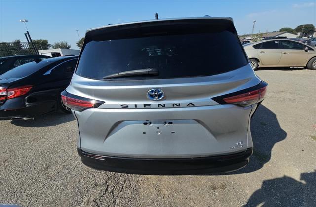 2021 toyota sienna le