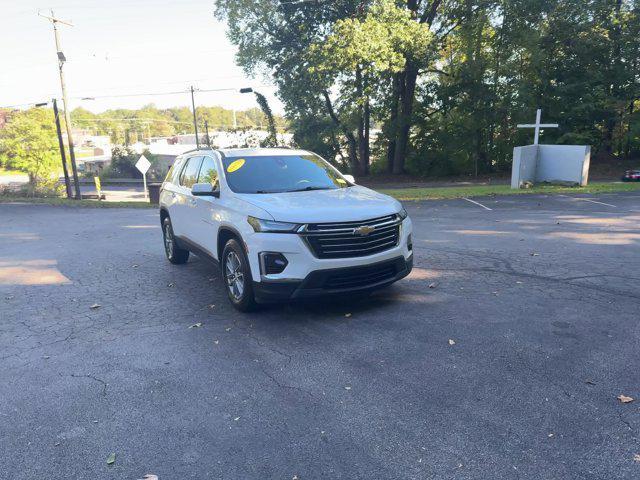 2023 chevrolet traverse lt cloth