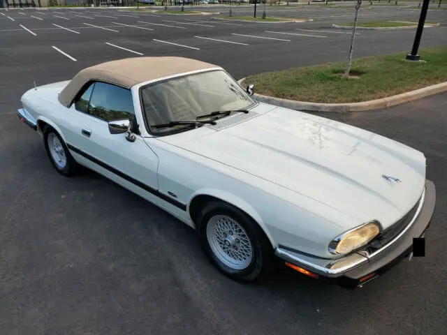 convertible - 50k miles - tan leather - garage kept - no rust - british classic
