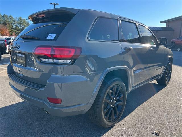 2020 jeep grand cherokee altitude