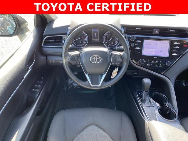 2020 toyota camry le