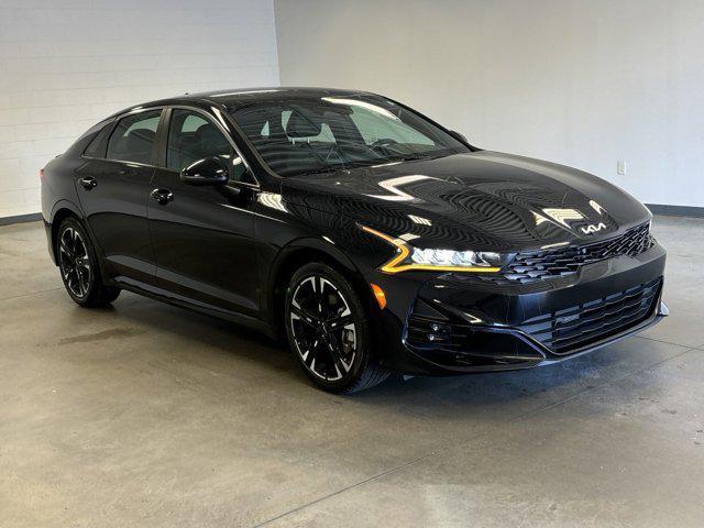 2022 kia k5 gt-line