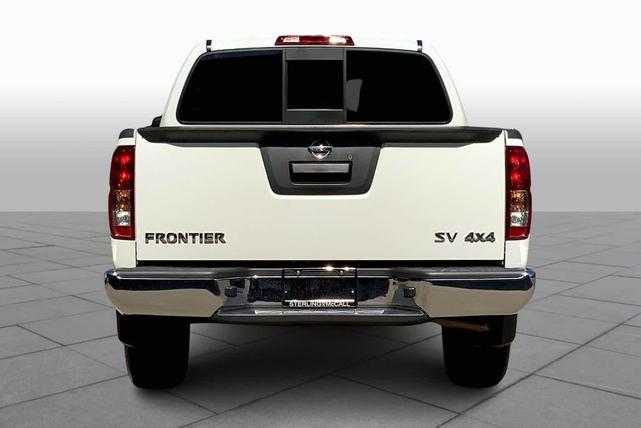 2021 nissan frontier sv