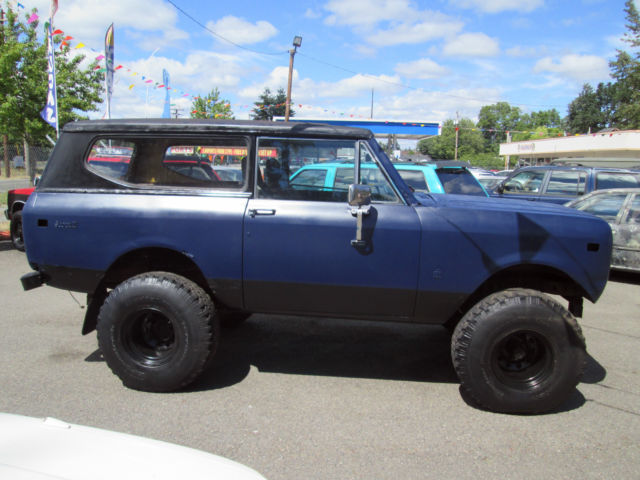 1973 international scout v-8, 4 spd. lifted runs and drives project! no reserve!