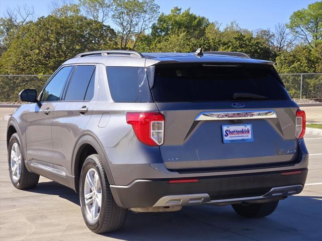 2021 ford explorer xlt