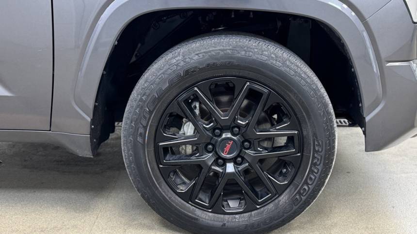 2022 toyota tundra sr5