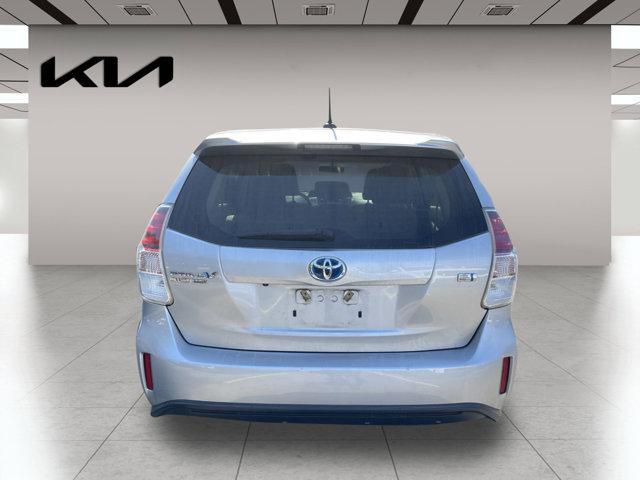 2015 toyota prius v three