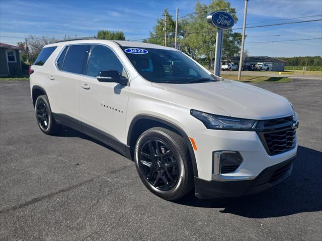2022 chevrolet traverse lt leather
