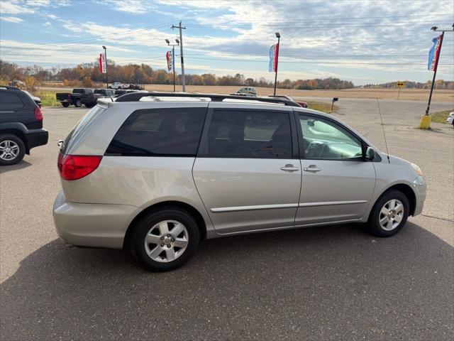 2009 toyota sienna le