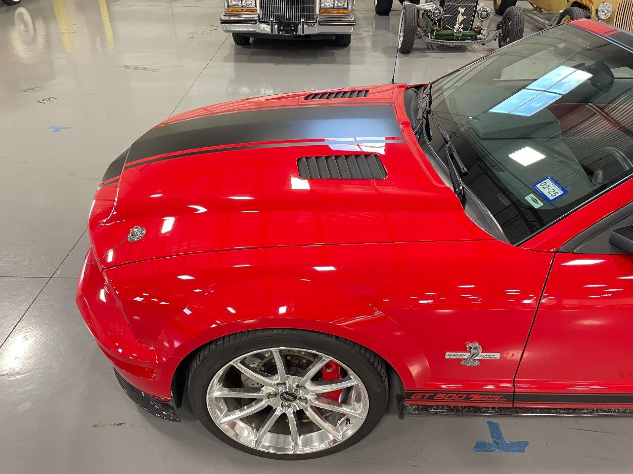 2008 ford mustang