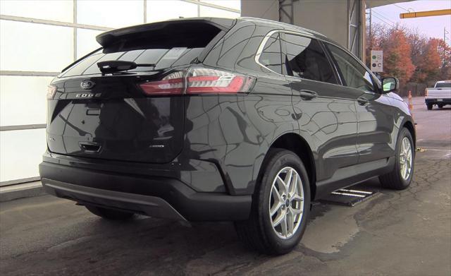 2021 ford edge sel