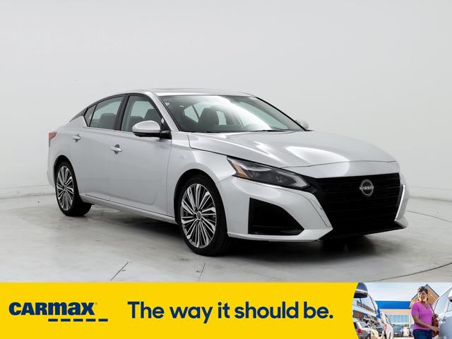 2023 nissan altima sl
