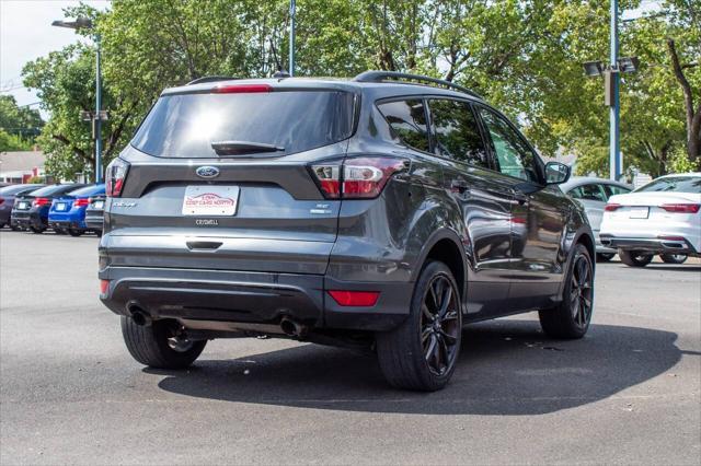 2018 ford escape se