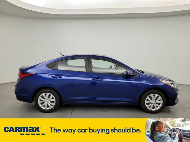 2019 hyundai accent se