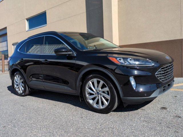 2022 ford escape titanium hybrid