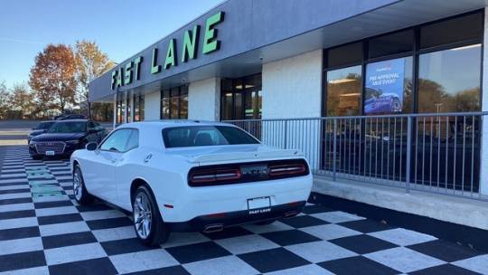2022 Dodge se