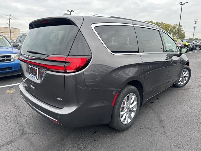 2021 chrysler pacifica touring l