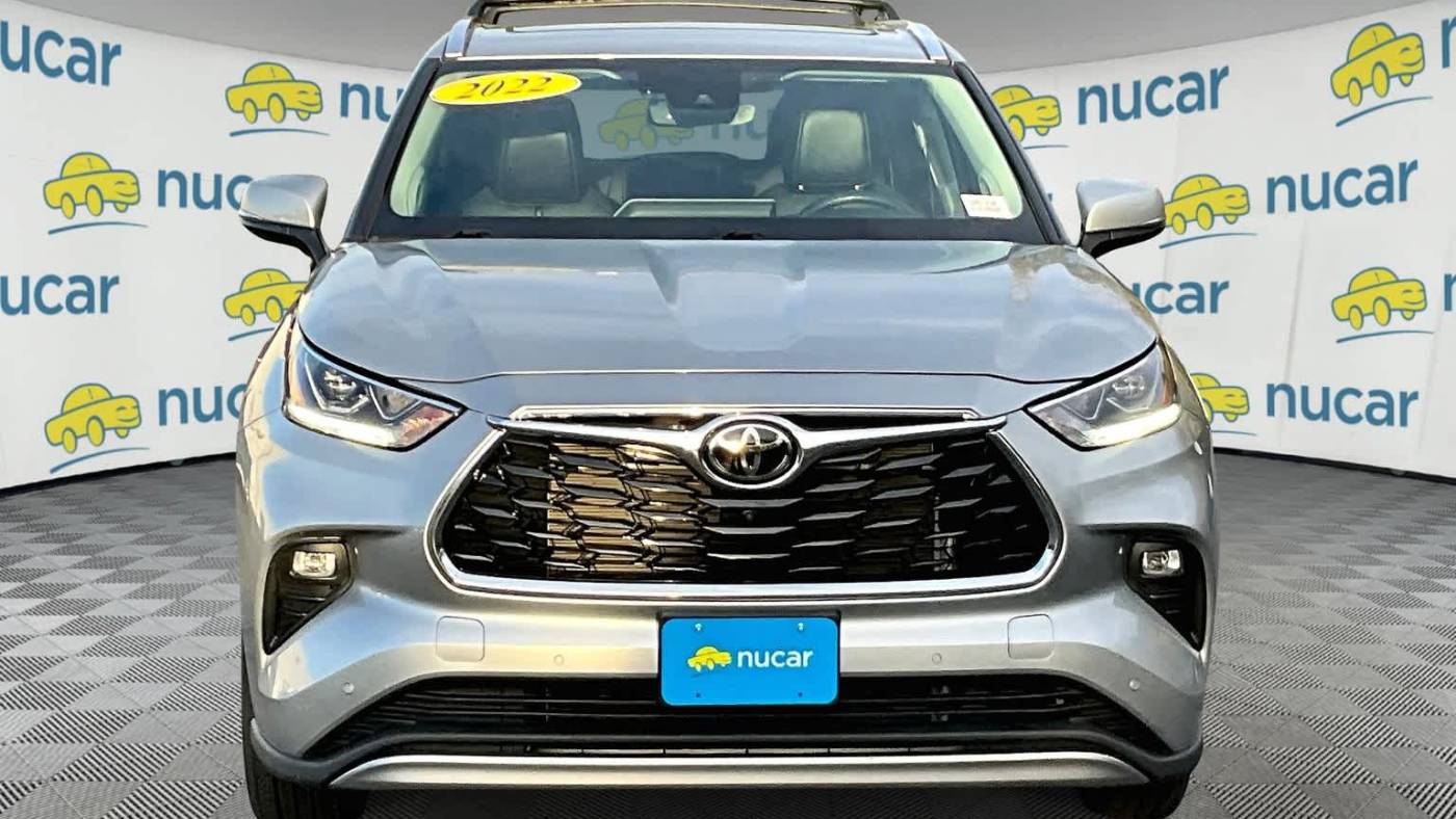 2022 toyota highlander platinum