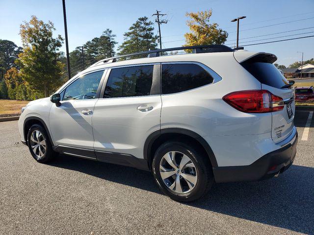 2022 subaru ascent premium 8-passenger
