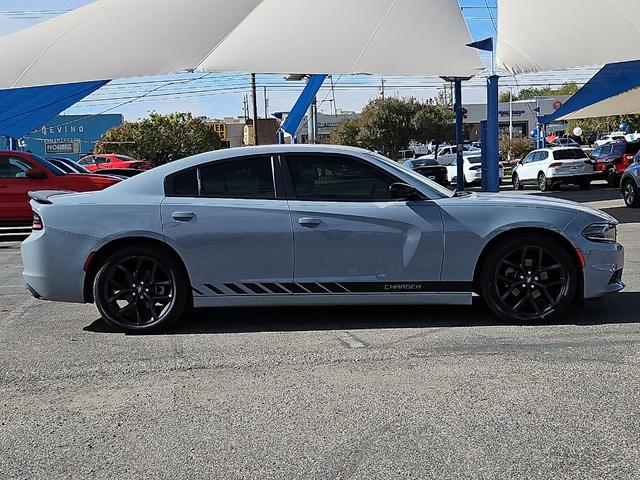 2021 dodge charger sxt