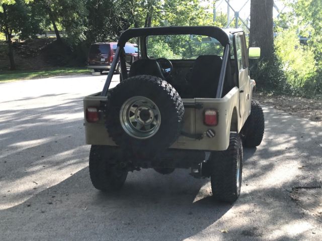 body has recently been restored, and mechanics/electrics repaired