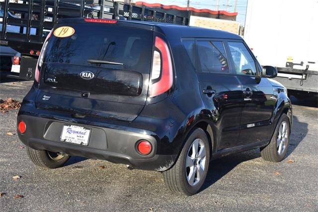2019 kia soul base
