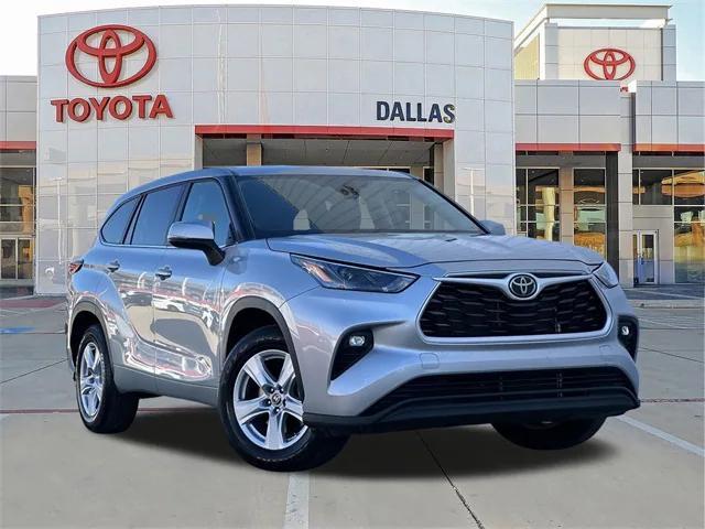 2023 toyota highlander l