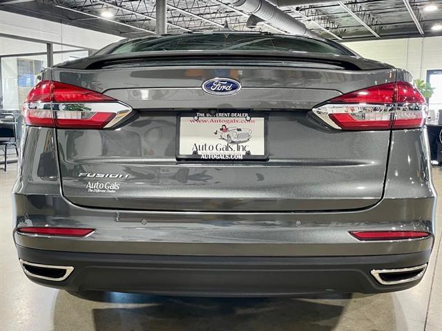 2020 ford fusion titanium