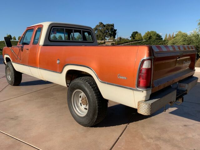 1974 dodge power wagon w200 club cab 4-speed survivor 109k miles. no reserve