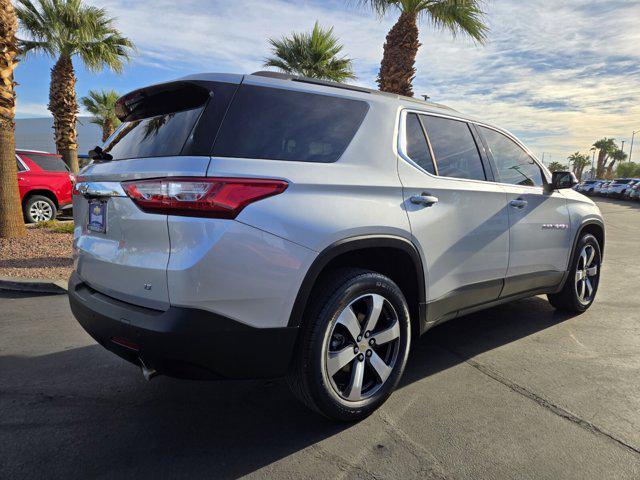 2020 chevrolet traverse lt leather