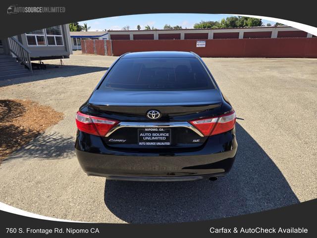 2017 toyota camry se